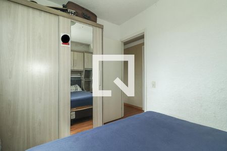 Quarto de apartamento para alugar com 2 quartos, 45m² em Mário Quintana, Porto Alegre