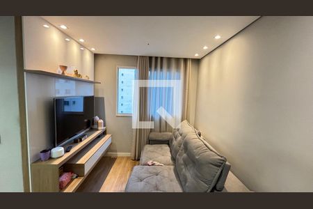 Sala  de apartamento para alugar com 2 quartos, 44m² em Parque Sao Vicente, Santo André