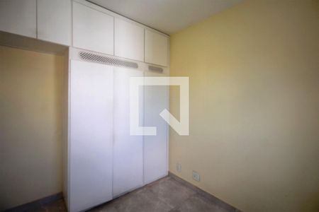 Quarto 1 de apartamento para alugar com 2 quartos, 67m² em Ipiranga, Belo Horizonte