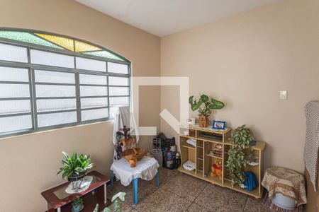 Sala de casa à venda com 2 quartos, 199m² em Maria Virgínia, Belo Horizonte