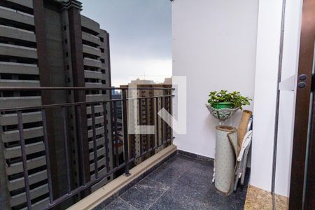 Varanda de apartamento à venda com 3 quartos, 84m² em Vila Azevedo, São Paulo