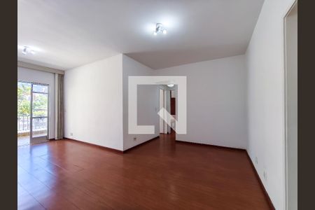 Sala de apartamento para alugar com 2 quartos, 72m² em Vila Isabel, Rio de Janeiro