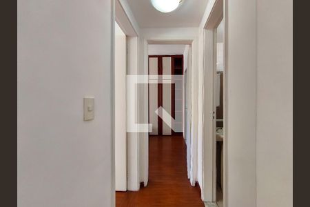 Corredor de apartamento para alugar com 2 quartos, 72m² em Vila Isabel, Rio de Janeiro