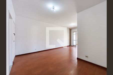 Sala de apartamento para alugar com 2 quartos, 72m² em Vila Isabel, Rio de Janeiro