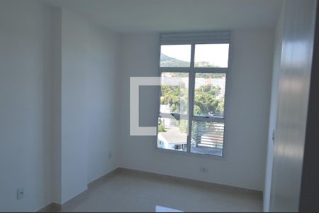 Quarto  de apartamento à venda com 1 quarto, 40m² em Taquara, Rio de Janeiro