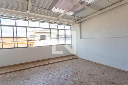 Varanda de casa à venda com 4 quartos, 253m² em Taboão, Diadema