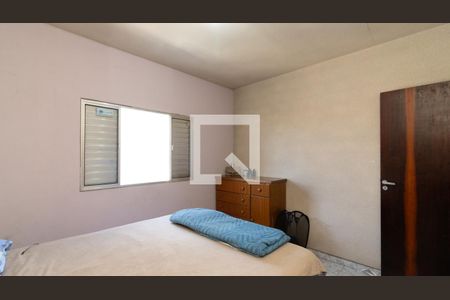 Quarto 2 de casa à venda com 4 quartos, 228m² em Vila Franci, São Paulo