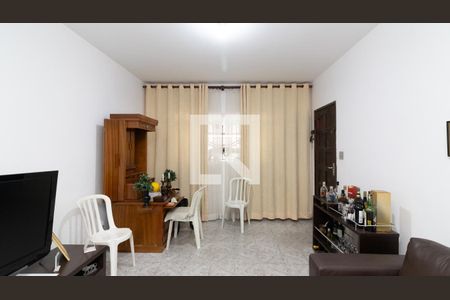 Sala de casa à venda com 4 quartos, 228m² em Vila Franci, São Paulo