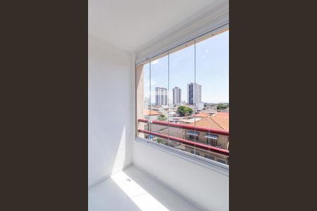 Sacada de apartamento à venda com 2 quartos, 63m² em Presidente Altino, Osasco