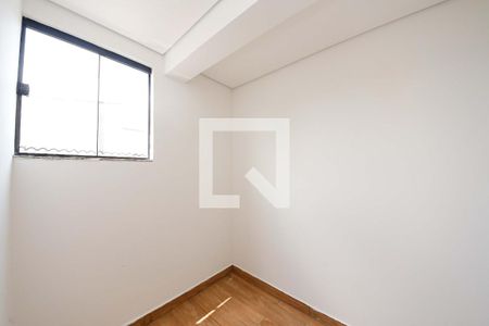 Quarto 1 de apartamento para alugar com 2 quartos, 30m² em Chácara Mafalda, São Paulo