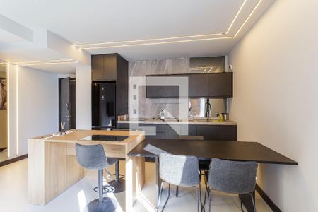 Sala de apartamento à venda com 2 quartos, 74m² em Indianópolis, São Paulo