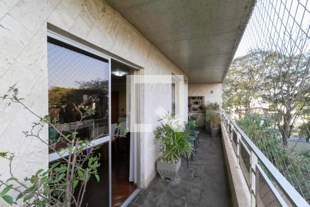 Varanda sala 1 de apartamento à venda com 4 quartos, 245m² em Santa Amelia, Belo Horizonte