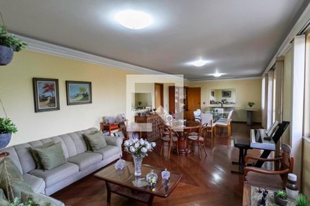 Sala 1 de apartamento à venda com 4 quartos, 245m² em Santa Amelia, Belo Horizonte