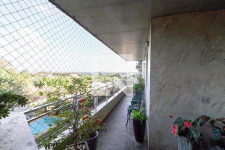 Varanda sala 1 de apartamento à venda com 4 quartos, 245m² em Santa Amelia, Belo Horizonte