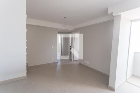 Sala 1 de apartamento para alugar com 3 quartos, 126m² em Ipiranga, Belo Horizonte