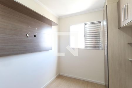 Quarto 1 de apartamento para alugar com 2 quartos, 40m² em Vila Mazzei, São Paulo