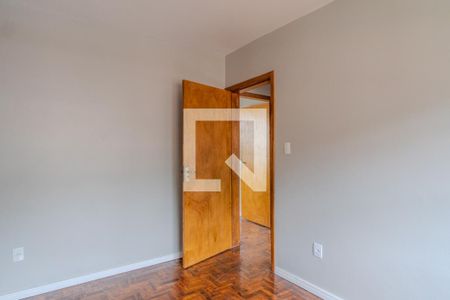 Quarto 2 de apartamento para alugar com 3 quartos, 68m² em Ipanema, Porto Alegre