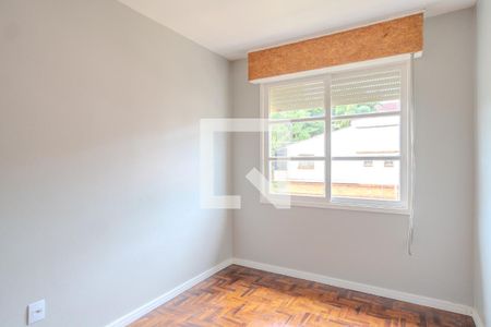 Quarto 2 de apartamento para alugar com 3 quartos, 68m² em Ipanema, Porto Alegre