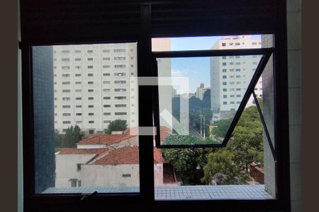 Vista da Área de Serviço  de apartamento para alugar com 1 quarto, 49m² em Aclimação, São Paulo