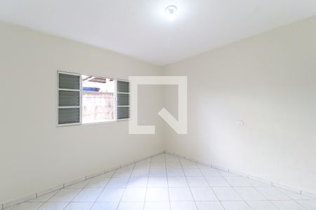 Quarto de casa para alugar com 1 quarto, 50m² em Furnas, São Paulo