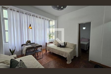 Sala de apartamento para alugar com 1 quarto, 60m² em José Menino, Santos