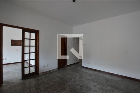 Sala de casa para alugar com 3 quartos, 180m² em Cascadura, Rio de Janeiro