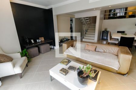 Sala 3 de casa para alugar com 5 quartos, 300m² em Vila Inah, São Paulo