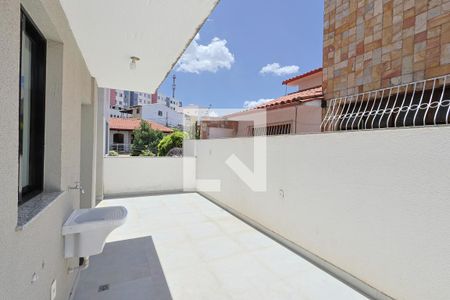 Varanda 2 de apartamento à venda com 2 quartos, 180m² em Alvorada, Belo Horizonte