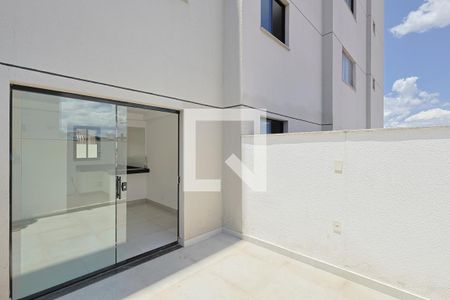 Varanda 1 de apartamento à venda com 2 quartos, 180m² em Alvorada, Belo Horizonte