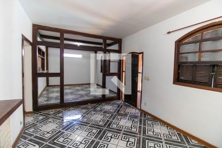 Sala de casa à venda com 5 quartos, 300m² em Engenho do Mato, Niterói