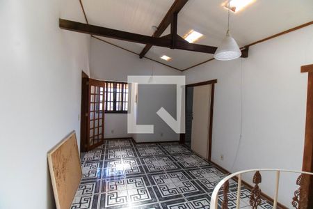 Hall de casa à venda com 5 quartos, 300m² em Engenho do Mato, Niterói