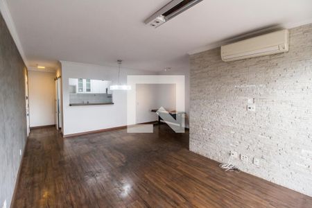 Sala de TV de apartamento à venda com 3 quartos, 110m² em Alphaville, Santana de Parnaíba