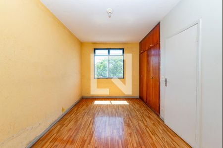 Quarto 1 de apartamento para alugar com 2 quartos, 86m² em Jardim Montanhês, Belo Horizonte