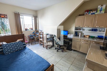 Sala de casa de condomínio à venda com 2 quartos, 52m² em Vila Cloris, Belo Horizonte