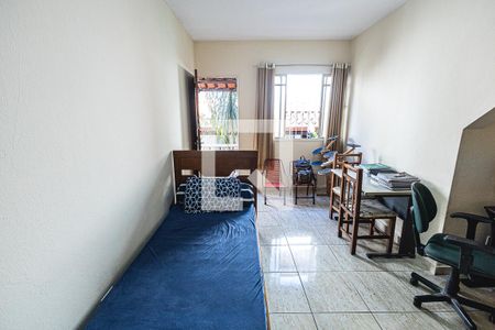 Sala de casa de condomínio à venda com 2 quartos, 52m² em Vila Cloris, Belo Horizonte