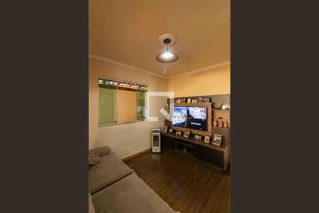 Sala de TV de casa à venda com 4 quartos, 550m² em Céu Azul, Belo Horizonte