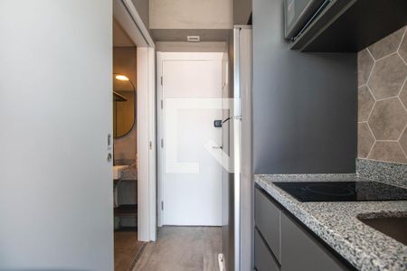 Cozinha de apartamento para alugar com 1 quarto, 20m² em Santo Amaro, São Paulo