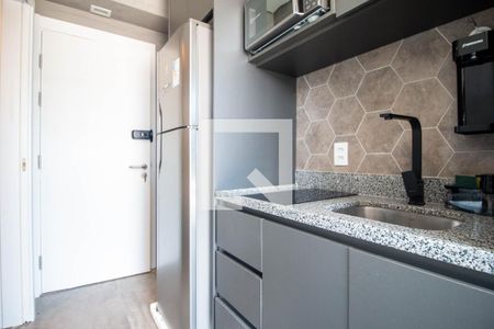 Cozinha de apartamento para alugar com 1 quarto, 20m² em Santo Amaro, São Paulo