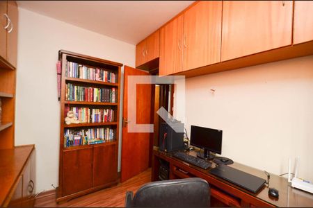 Quarto2 de apartamento para alugar com 3 quartos, 70m² em Santa Efigênia, Belo Horizonte