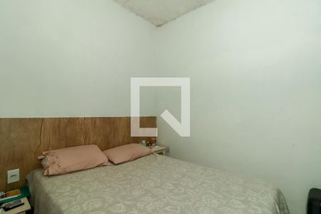 Quarto de casa para alugar com 2 quartos, 72m² em Costa E Silva, Porto Alegre