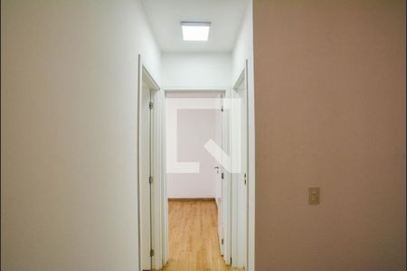 Corredor de apartamento para alugar com 2 quartos, 59m² em Vila São Pedro, Santo André