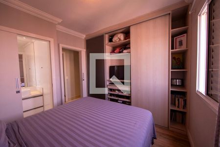 Suíte 1 de apartamento para alugar com 2 quartos, 85m² em Jardim Tupanci, Barueri