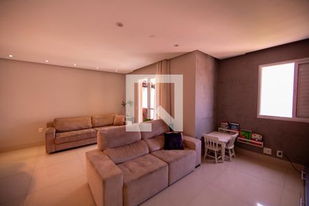 Sala de apartamento para alugar com 2 quartos, 85m² em Jardim Tupanci, Barueri