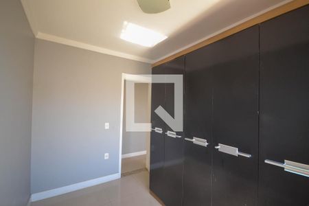 Quarto 1 de apartamento para alugar com 2 quartos, 47m² em Jardim Alvorada, Nova Iguaçu