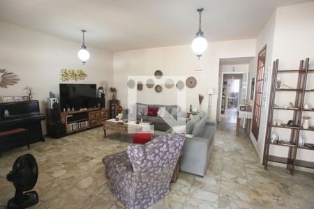 Sala de Estar de casa à venda com 4 quartos, 564m² em Anil, Rio de Janeiro