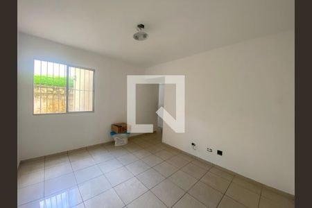 Sala de apartamento para alugar com 2 quartos, 55m² em Jardim Odete, Guarulhos