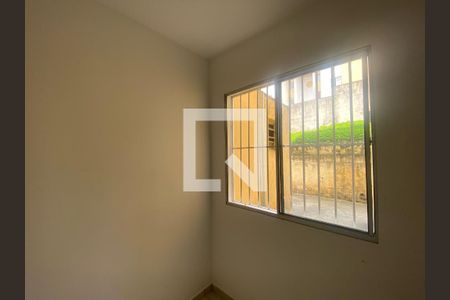 Sala de apartamento para alugar com 2 quartos, 55m² em Jardim Odete, Guarulhos