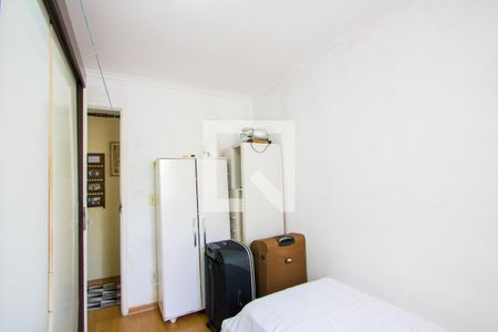 Quarto 2 de apartamento para alugar com 2 quartos, 53m² em Parque São Vicente, Santo André