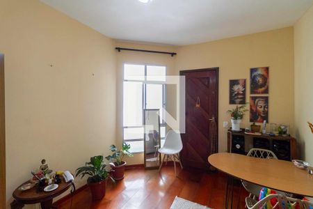 Sala de apartamento à venda com 2 quartos, 45m² em Carlos Prates, Belo Horizonte