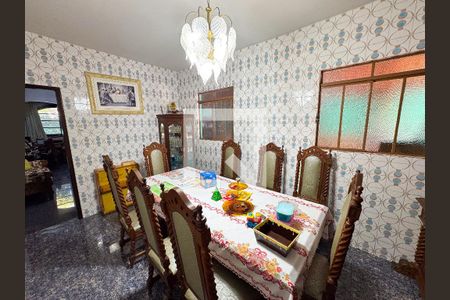 Sala de Jantar de casa à venda com 5 quartos, 326m² em Bairro da Glória, Contagem
